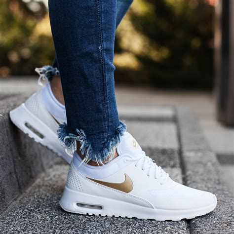 nike air max thea sneaker damen weiß|Nike Air Max thea outfits.